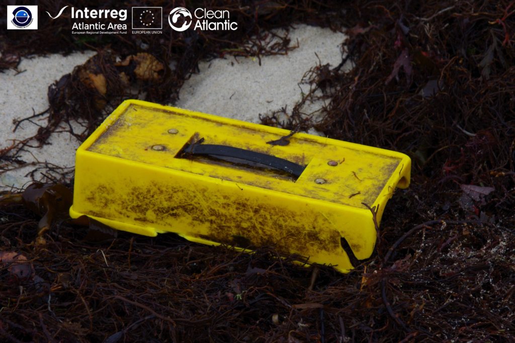 Marine litter in coastal areas