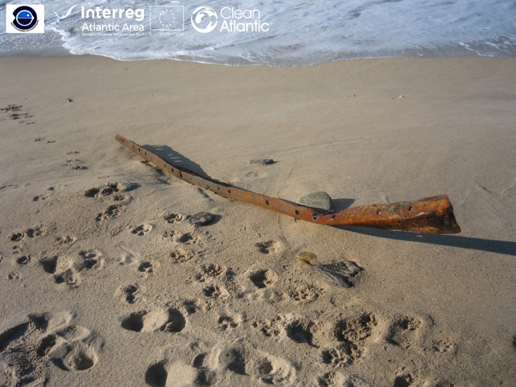 Marine litter in coastal areas
