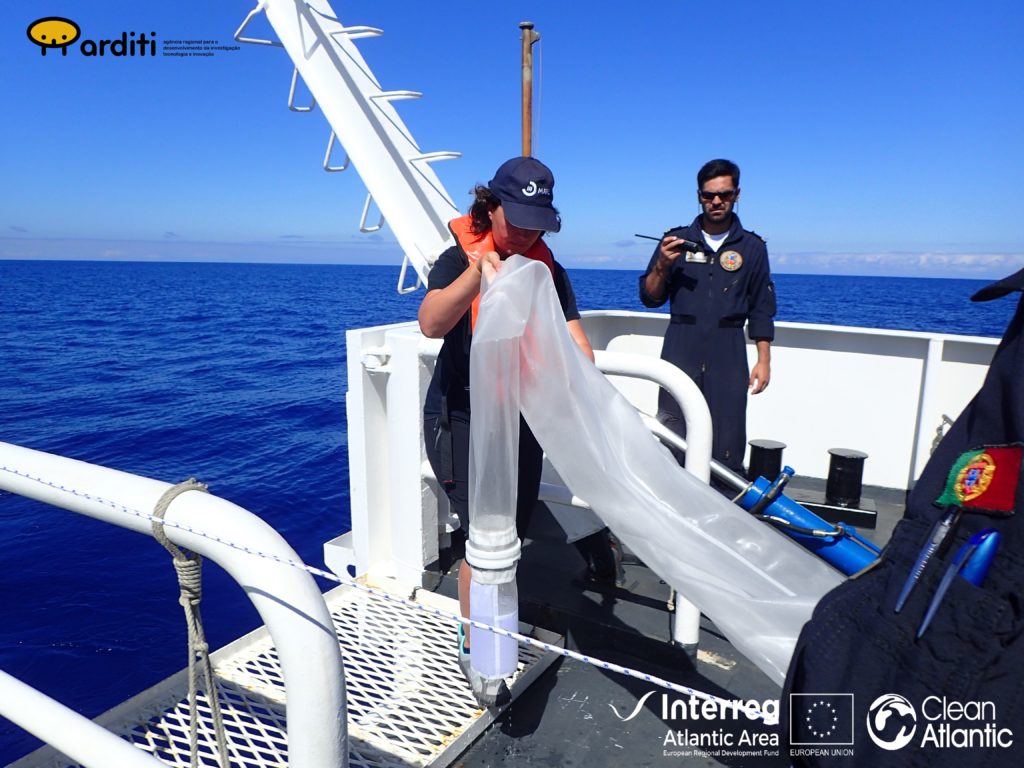 Monitoring floating marine litter